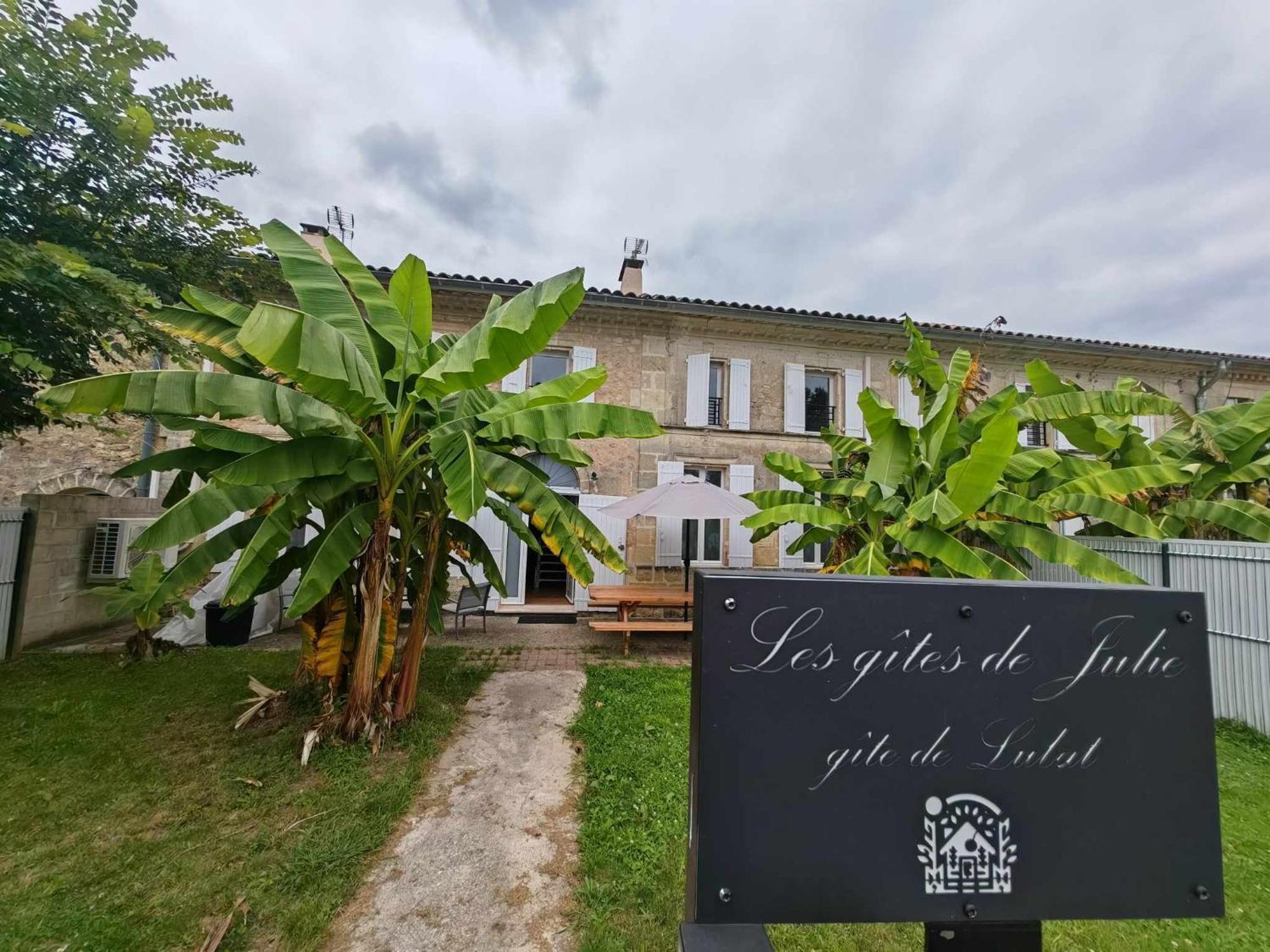 Gite De Lubat Cézac Exterior foto